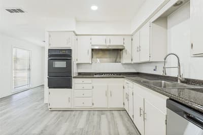 8522 Del Monte Drive, Dallas TX 75217 - Photo 5