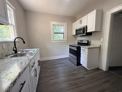 1222 W Morton Street, Denison TX 75020 - Photo 2