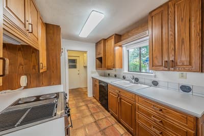 3014 Friendswood Drive, Arlington TX 76013 - Photo 5