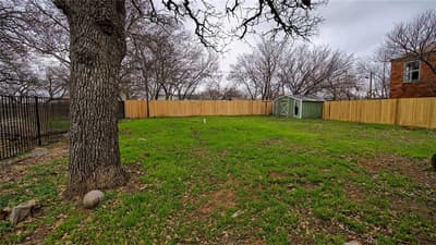 307 Fannin Street, Nocona TX 76255 - Photo 3