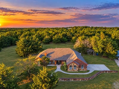 171 Chestnut Road, Whitewright TX 75491