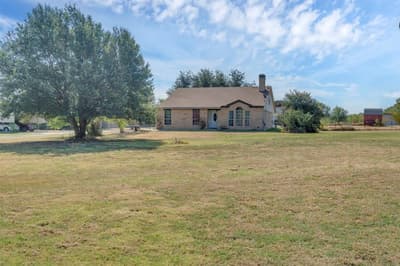 7029 County Road 526, Mansfield TX 76063 - Photo 2