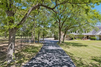 111 Stonecrest Road, Argyle TX 76226 - Photo 2