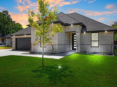 716 E Jefferson Street, Waxahachie TX 75165