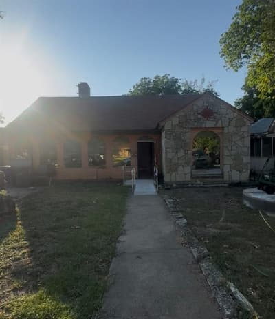2403 Langdon Avenue, Dallas TX 75235