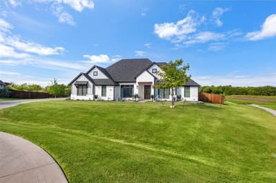 311 Mossy Point, Waxahachie TX 75167 - Photo 2