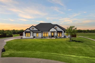 311 Mossy Point, Waxahachie TX 75167