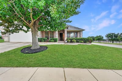 14 Lucas Lane, Edgecliff Village TX 76134 - Photo 2