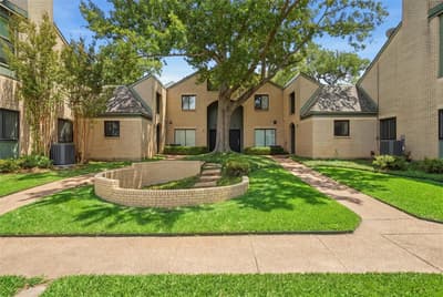 2637 Mccart Avenue, Fort Worth TX 76110 - Photo 3