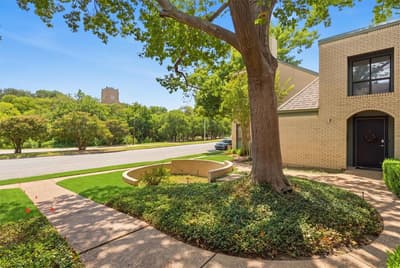 2637 Mccart Avenue, Fort Worth TX 76110 - Photo 4