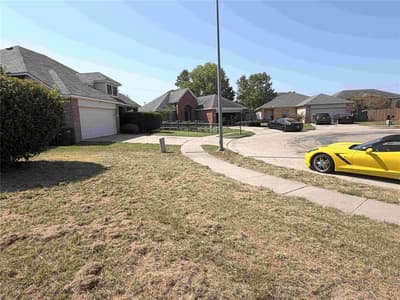 9325 Rhoni Court, Fort Worth TX 76140 - Photo 3