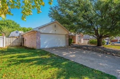 32 Atlantic Avenue, Midlothian TX 76065