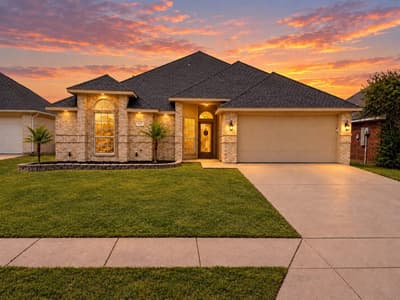 627 Brenna Road, Waxahachie TX 75165