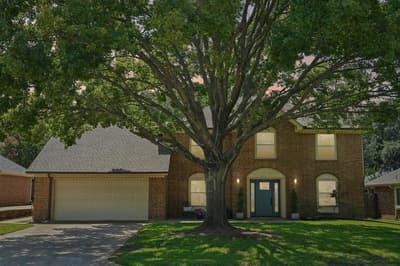 3231 Summerfield Drive, Grapevine TX 76051 - Photo 2