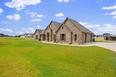 460 Royal Santana Run, Weatherford TX 76087 - Photo 4