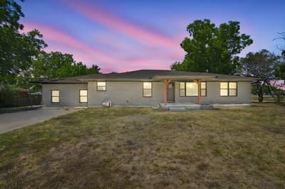 104 Casa Linda Drive, Ennis TX 75119 - Photo 2