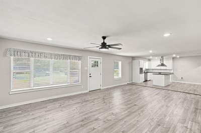 104 Casa Linda Drive, Ennis TX 75119 - Photo 4