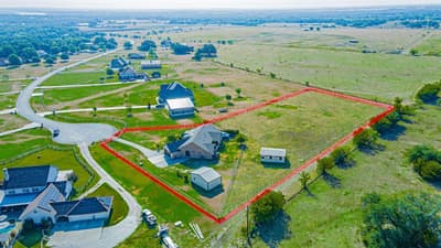 3609 Farm Land Court, Granbury TX 76048 - Photo 3