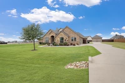 10909 Chriswood Drive, Crowley TX 76036 - Photo 5