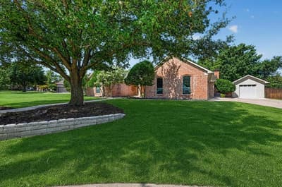 4901 Forest Hill Drive, Flower Mound TX 75028 - Photo 4