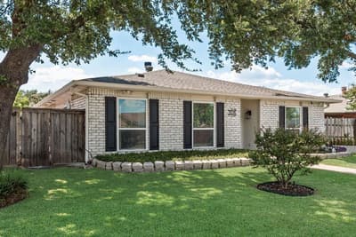 1838 Sandra Lane, Grand Prairie TX 75052 - Photo 2