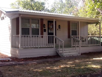 1533 W 6th Street, Corsicana TX 75110 - Photo 2