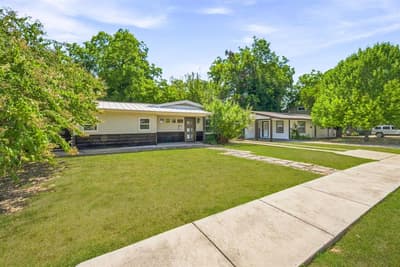 5881 Tracyne Drive, Westworth Village TX 76114 - Photo 3