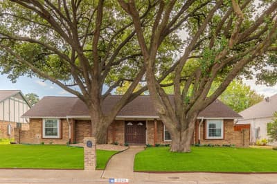 6928 Mill Falls Drive, Dallas TX 75248 - Photo 5