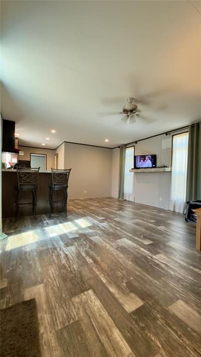 1108 Ridgeview Circle, Granbury TX 76048 - Photo 4