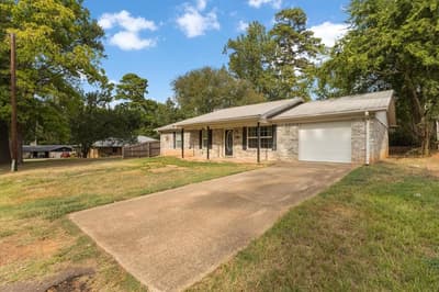 10204 Rolling Pines Drive, Tyler TX 75707 - Photo 3