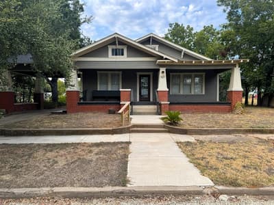 410 E Main Street, Wortham TX 76693