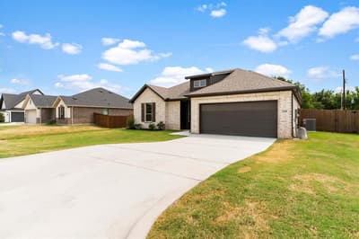 2110 Briarwood Drive, Bridgeport TX 76426 - Photo 3