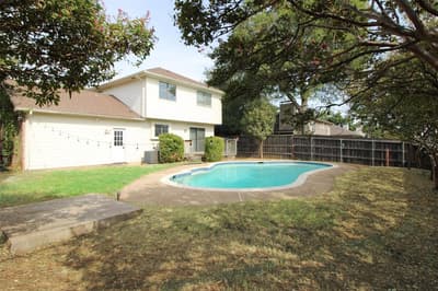 6111 Farmingdale Drive, Arlington TX 76001 - Photo 5