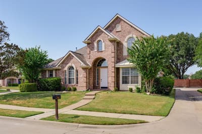 321 Andre Drive, Irving TX 75063 - Photo 3