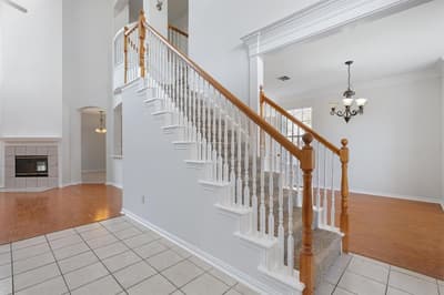 321 Andre Drive, Irving TX 75063 - Photo 5