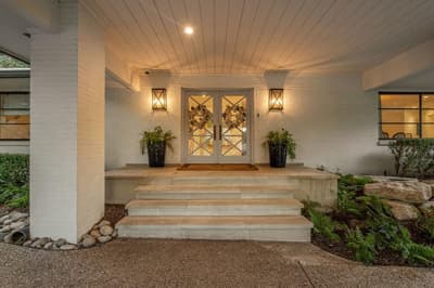5849 Merrymount Road, Westover Hills TX 76107 - Photo 5