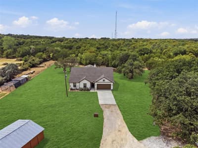 4100 Peak Road, Granbury TX 76048 - Photo 3