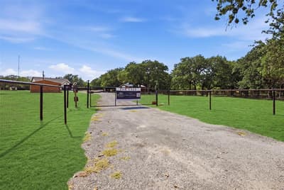 4100 Peak Road, Granbury TX 76048 - Photo 4