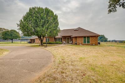 3113 County Road 530B, Burleson TX 76028 - Photo 2