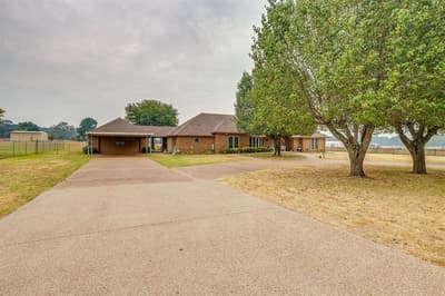 3113 County Road 530B, Burleson TX 76028 - Photo 3