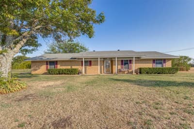 5105 Rolling Hills Drive, Sherman TX 75092 - Photo 2
