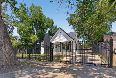 2825 Avenue I, Fort Worth TX 76105