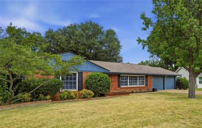 4908 Vega Court W, Fort Worth TX 76133 - Photo 2