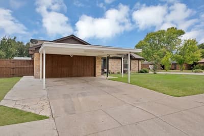 537 N Park Drive, Saginaw TX 76179 - Photo 3