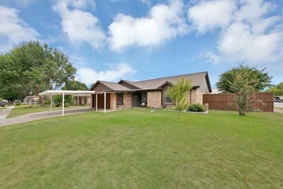 537 N Park Drive, Saginaw TX 76179