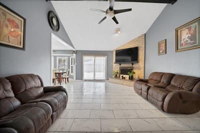 537 N Park Drive, Saginaw TX 76179 - Photo 5