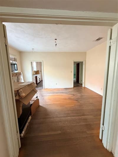 2014 Huntington Lane, Fort Worth TX 76110 - Photo 5
