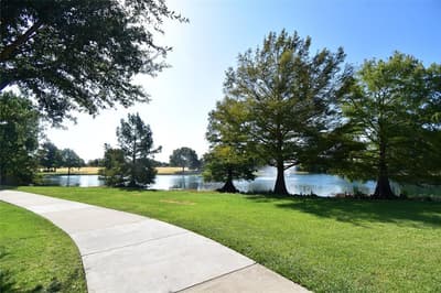1109 Shadow Lakes Boulevard, Allen TX 75002 - Photo 5