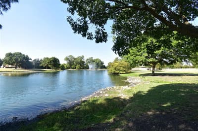 1109 Shadow Lakes Boulevard, Allen TX 75002 - Photo 4
