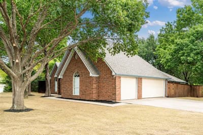227 N Hopson Street, Van Alstyne TX 75495 - Photo 4